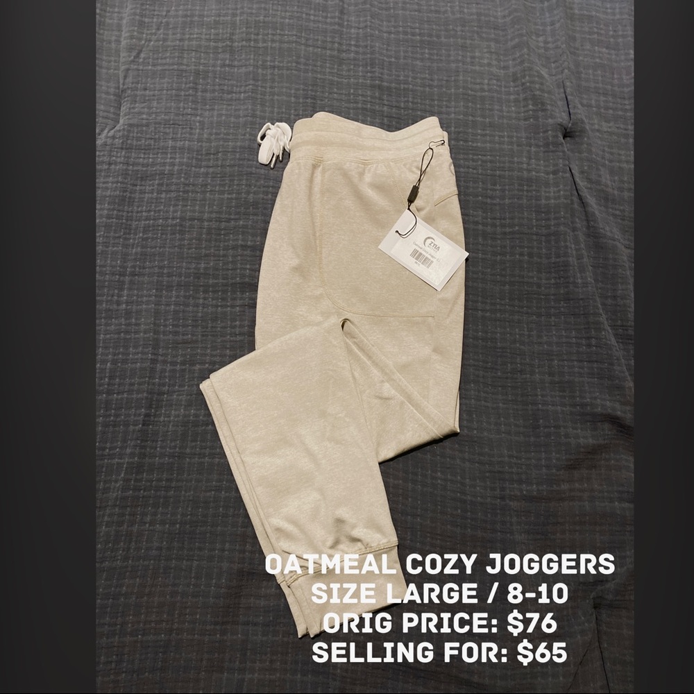 Zyia Oatmeal Cozy Joggers